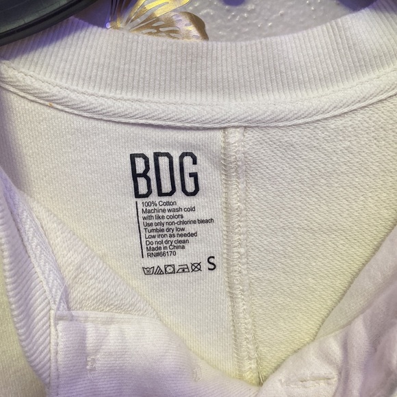 Urban Outffiters BDG Henley Top - Picture 3 of 8